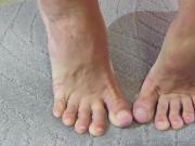 SPIT & SUCK ON MY PERFECT TOES