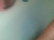 Gordito masturbandose en la ducha 00