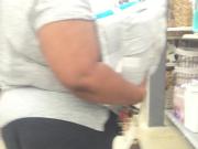 Donkey Ebony Milf Candid throwing ass