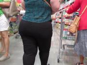 Thick ass BBW mature PAWG at the store