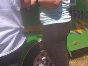 Thick pawg ass at the fair in leggings