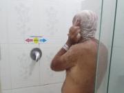 grandpa in the shower 02