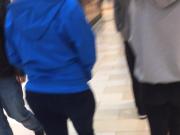 Teen ass in leggings at the mall