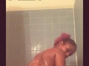 Nude Shower Twerking