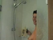 Sara keeps clean