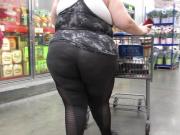 SSBBW showing off collossal ass in spandex tights