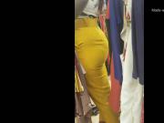 Big african booty candid