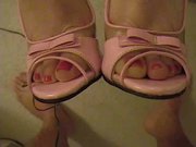 cum on toes
