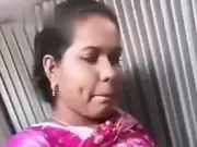 Unsatisfied Bangladeshi Bhabhi Showing Big Boobs & Pussy