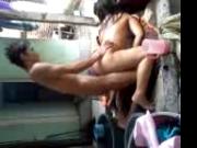 mandi sambil bermain