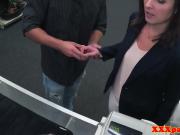 Cocksucking pawnshop wifey pounded by broker
