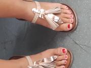usa teen model feet toes