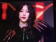 GIDLE Shuhua cock teasing