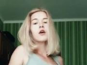 LOIRA DANCANDO