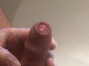 Quick Cumshot in Bathtub