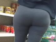 YUMMY PHAT ASS