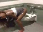 Black girl pee fun vine video.