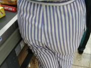 Milf beim Einkaufen