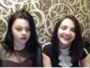 Cam Wank 16 Girls clap when he cums on table