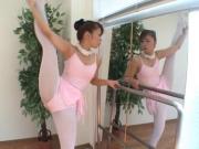 Japanese Sakura Ueno flexible Ballet