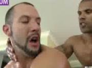 Black masseuse fucks his white client