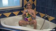 Young Diona Enjoys Sex In Bathroom