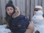 Girl fucks a snowman or snowman fucks girls