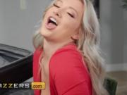 'Brazzers - Emily Right Seizes The Opportunity & Takes Small Hands To The Bathroom Where They Fuck'