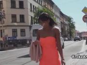 Caramel titty amateur blows for cash
