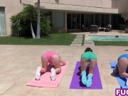 Fake yoga instructor teaches three 18 year old teens