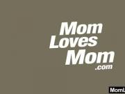 Amateur-mom loves housewife plus shag toys