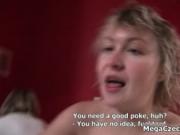 Mature amateur swinger lady fucking in groupsex session