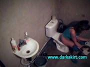 Girl pissing captured on wc spycam
