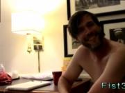 Emo fisting gay porn hanging out in a hotel apartment a