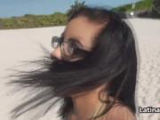Bikini beach teen gf blows outdoors