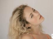 Young and horny girl by site Yhooku