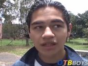 Cute twinks Alfonso and Cesar stuff each other in a sho