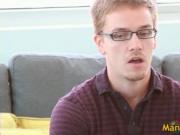 Dude with pretty cute face blows rigid penis and gettin