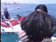 Hot chick with bouncing ass
