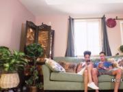 Alt ebony girlfriend fucks huge dick