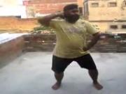 Sardar dancing to hindi song real good