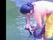 Bangali village bhabi bathing in public