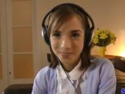 Euro spex amateur sucks cumshot out of oldman