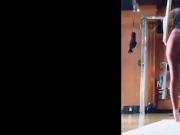 Tiktok girl in the gym with leggins