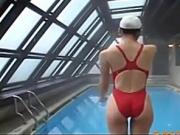 big booty japanese swim lesson