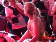 Jimena Lago & Scarlett Johnson hot public lesbians SEMAD 2017
