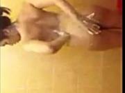 indonesian girl dewi hot bath on skype cam with bf-p1