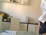 Geile blonde Lehrerin verfuhrt dich!