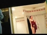 Super Sexy Milfs in public shower room
