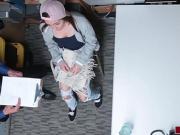 Teen shoplifter fucked in officers desk